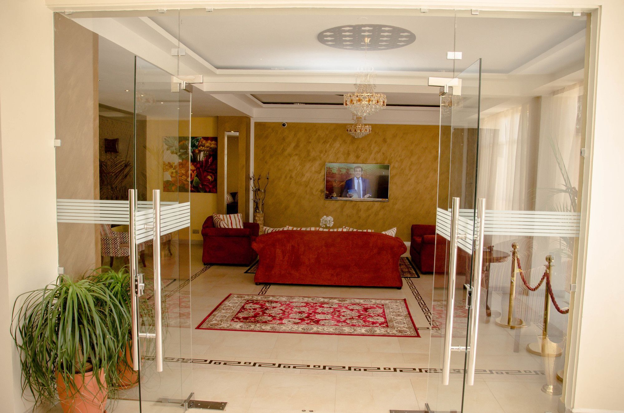 Saab Royale Hotel Nairobi Eksteriør billede