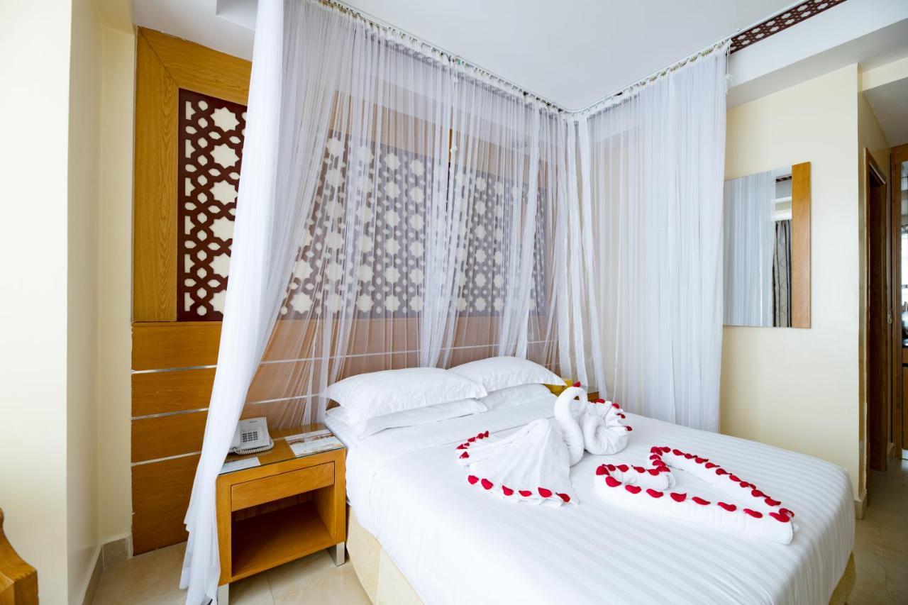 Saab Royale Hotel Nairobi Eksteriør billede
